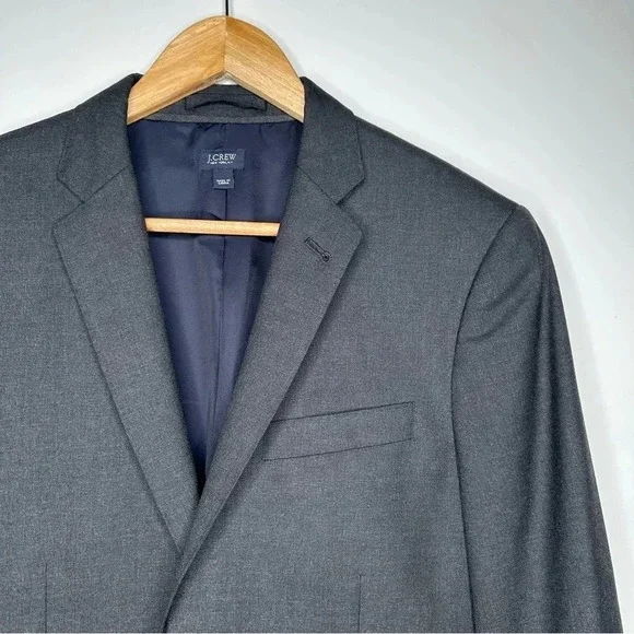 J. Crew Grey Ludlow Italian Super 120’s Wool Two Button Blazer Sport Coat 36R